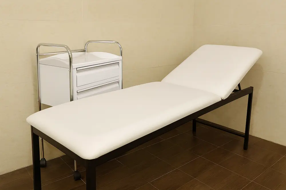 استفاده از ترالی پانسمان دو کشو در مراکز درمانی