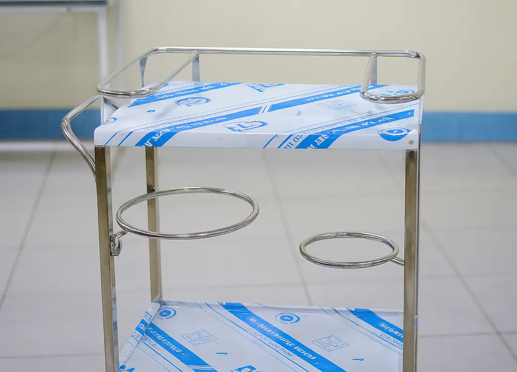 مزایای استفاده از ترالی حمل دارو