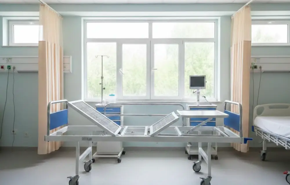 خرید تخت بیمارستانی از کیمیاکالا چه مزایایی دارد؟